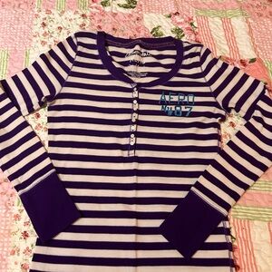 Aéropostale thermal top purple and white striped XL
